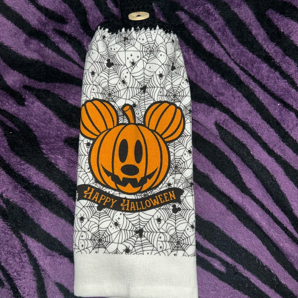 Mickey Mouse Halloween Towel